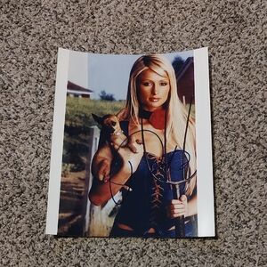 PARIS HILTON Signed Autograph Photo
